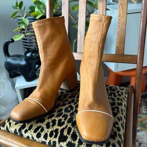 Nomasei Strada Leather Bootie Size 40